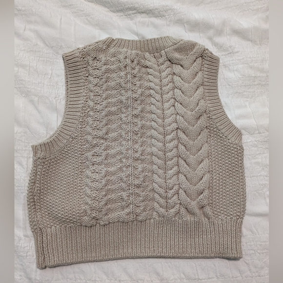 COS Sweater vest - Picture 3 of 7